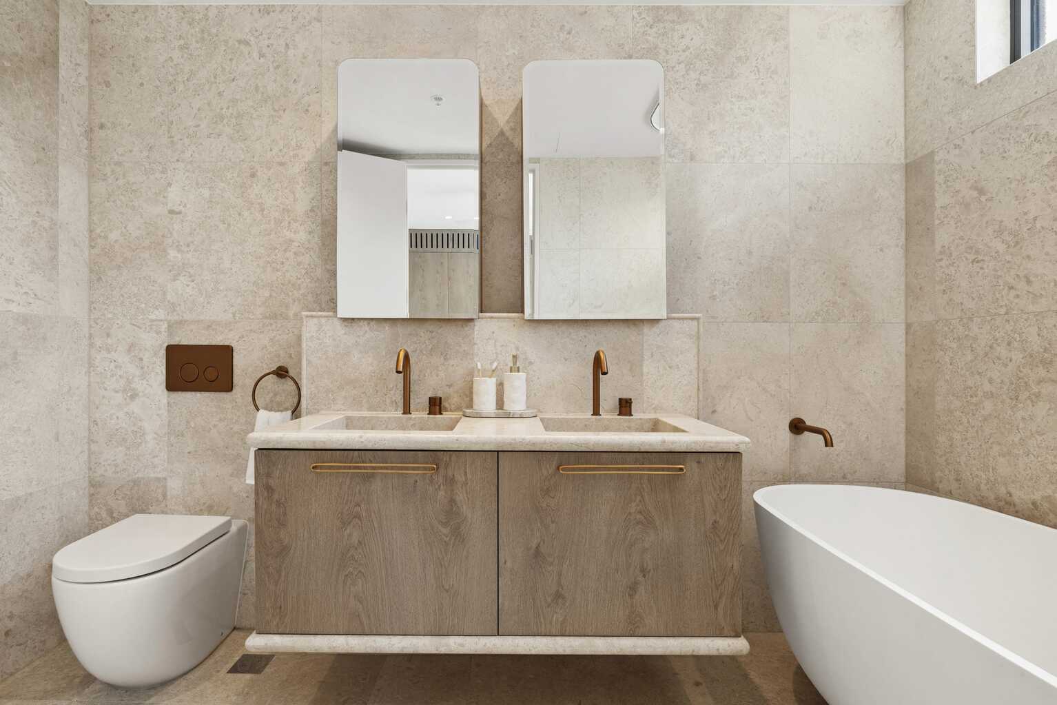 A302/575 Old South Head Road Rose Bay