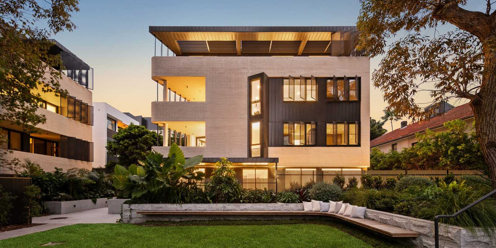 A302/575 Old South Head Road Rose Bay