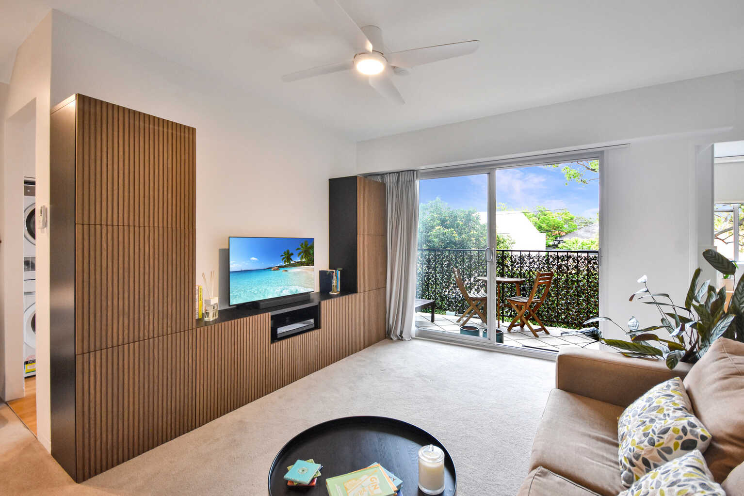 16/1 Cook Road Centennial Park