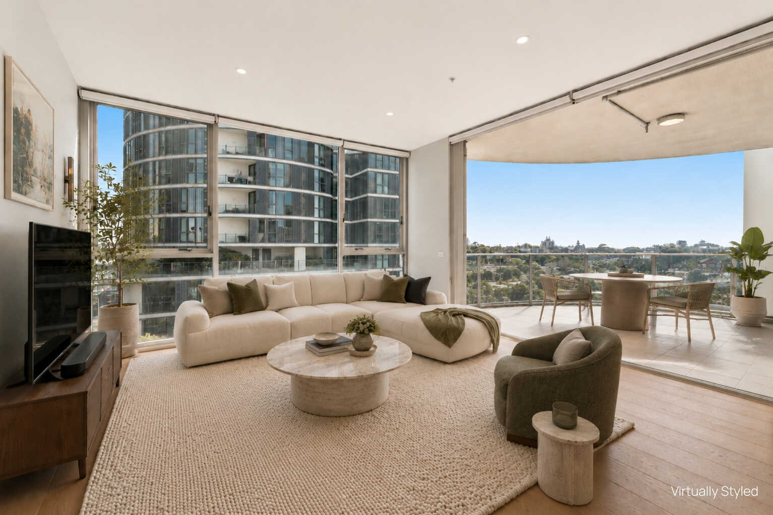 802/253 Oxford Street Bondi Junction