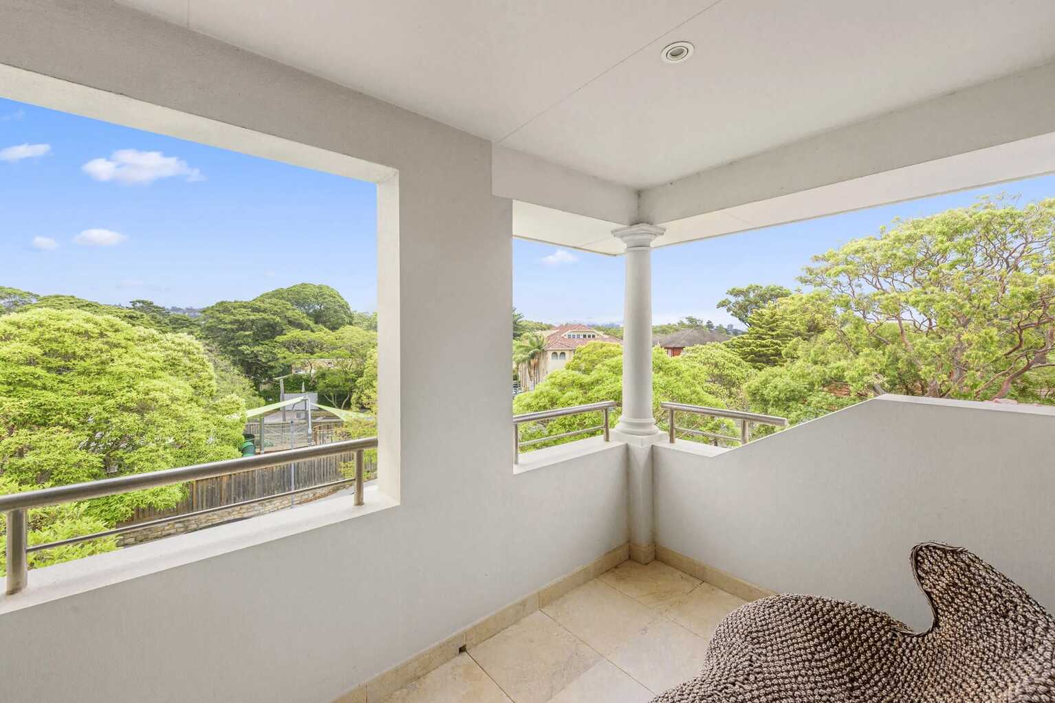 2/4 Albemarle Avenue Rose Bay 2/4 Albemarle Avenue Rose Bay