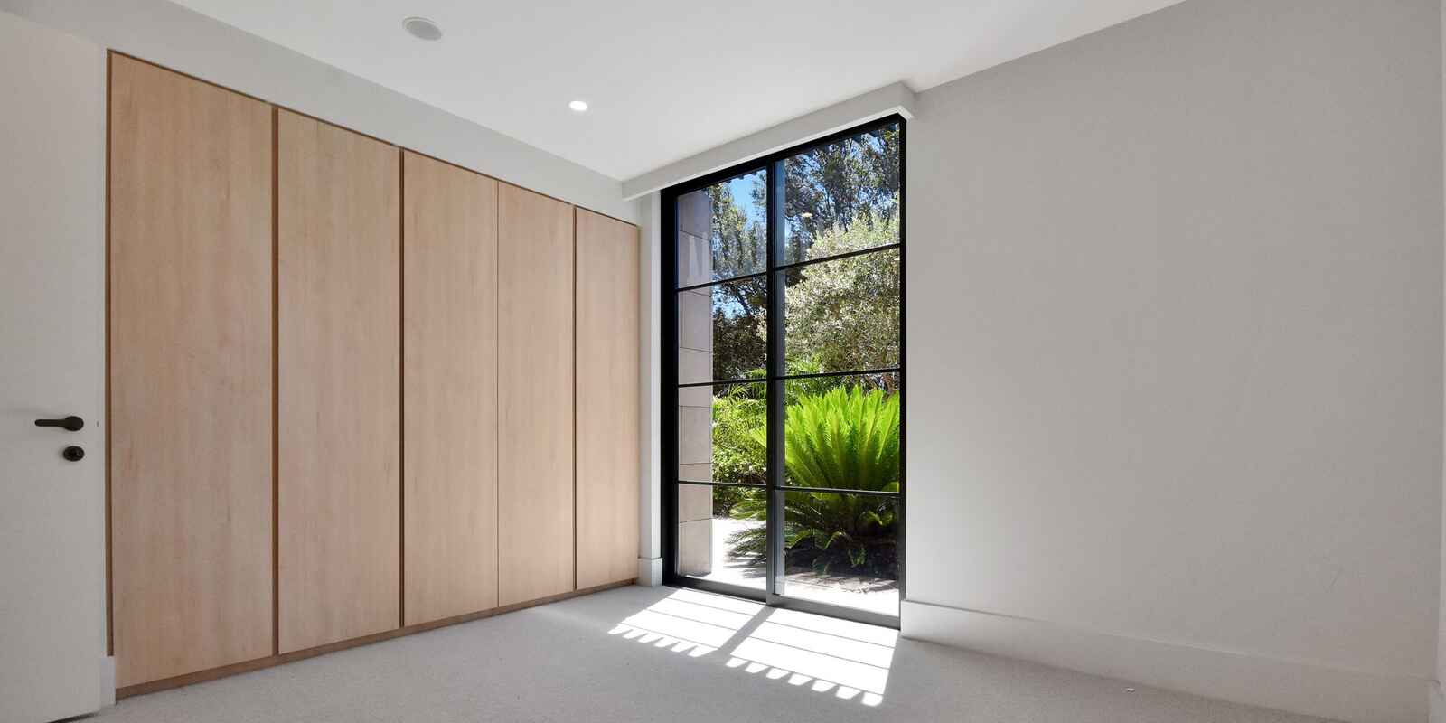 1/33 Newcastle Street Rose Bay