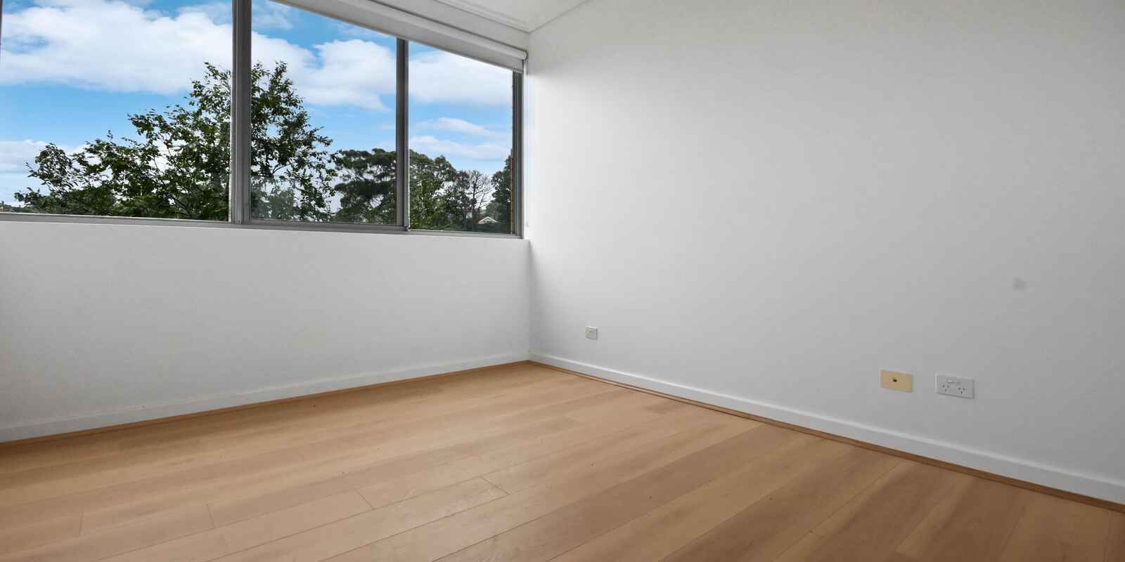 102/7 Wills Avenue Bronte