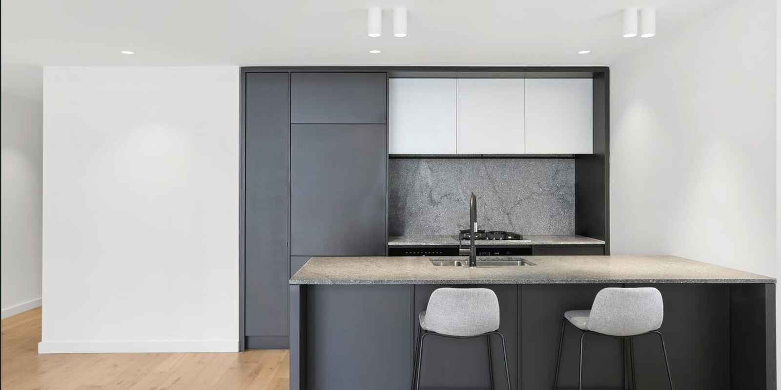 402/87 Oxford Street Bondi Junction 402/87 Oxford Street Bondi Junction