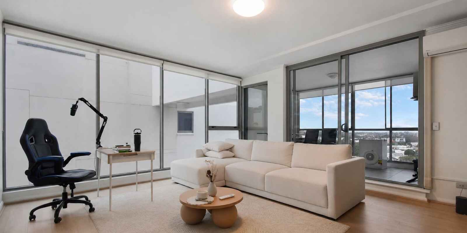 607/80 Ebley Street  Bondi Junction