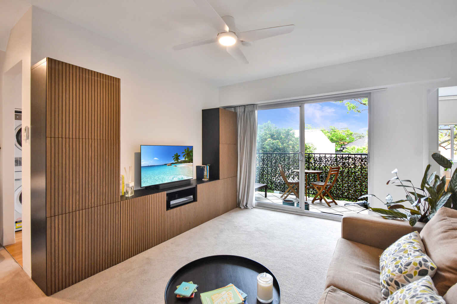 16/1 Cook Road Centennial Park