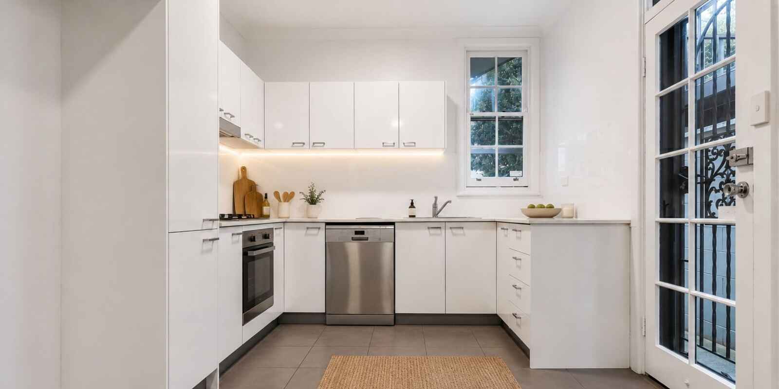 33 Llandaff Street Bondi Junction 33 Llandaff Street Bondi Junction