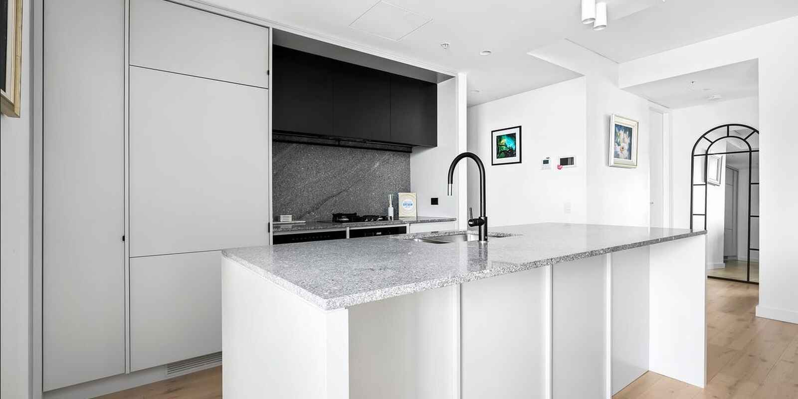 807/87 Oxford Street Bondi Junction 807/87 Oxford Street Bondi Junction
