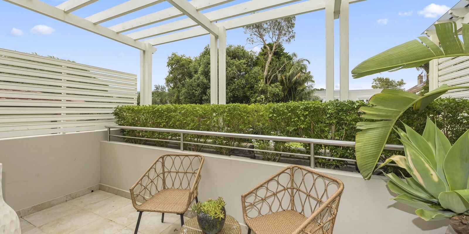2/4 Albemarle Avenue Rose Bay 2/4 Albemarle Avenue Rose Bay